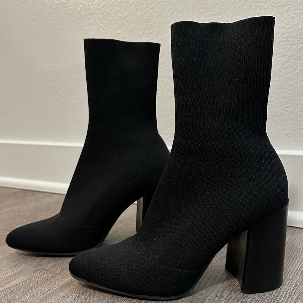 Steve Madden | Original Trent Bootie 🖤